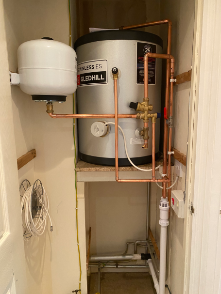 unvented cylinder installation 90 litters 
